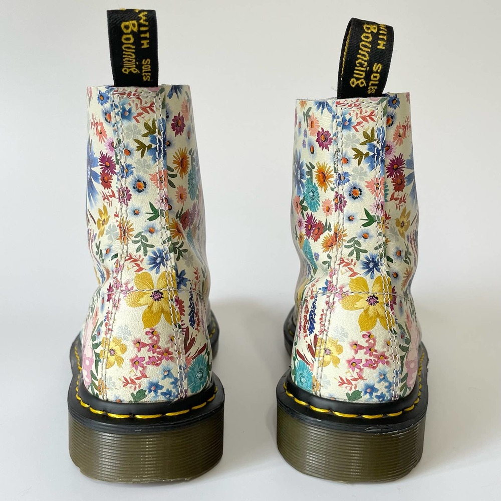 Dr. Martens White Floral 1460 Pascal WL Wanderlust Lace Up Boots US Women 9 - Picture 11 of 12